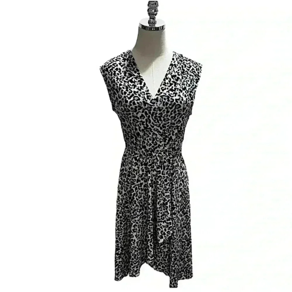 BCBGl Maxazria Cadet Blue Leopard Print Faux Wrap V Neck Elastic Dress Sz Sm - Picture 3 of 11